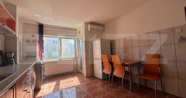 Apartament 2 camere, decomandat, etaj 3, cărămidă, &icirc;ntre