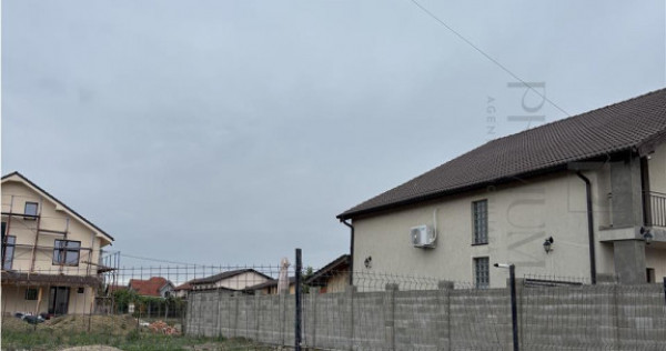 Teren- MOSNITA NOUA- Toate utilitatile str. pietruita, si