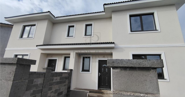 Duplex 4 camere - bucatarie separata - dormitor la parter