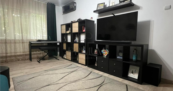 GIROCULUI | 3 CAM | DECOMANDAT | 2 BAI | PARTER INALT | BOXA