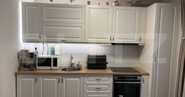 Apartament semidecomandat cu 3 camere, 60 mp, garaj, zona Po