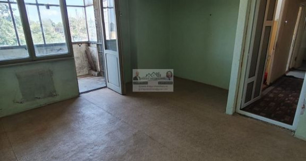 Apartament 3 camere Tecuci/Bl Turn Ghe Petrascu