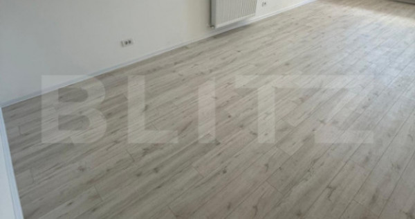 Apartament 2 camere + balcon, zona Tractorul