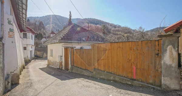 DE RENOVAT CASA INDIVIDUALA | 180 MP CURTE| PRIVELISTE