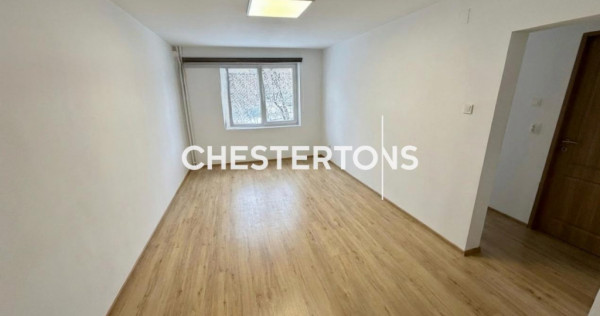Apartament 4 camere renovat la 12 minute de metrou Crangasi