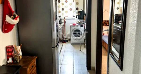 Apartament 2 camere, decomandat, zona Pacurari - Moara de fo