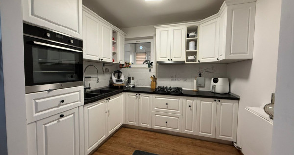 Apartament 3 camere Cornișa Bistriței