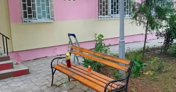 Apartament de &icirc;nchiriat ca spațiu comercial