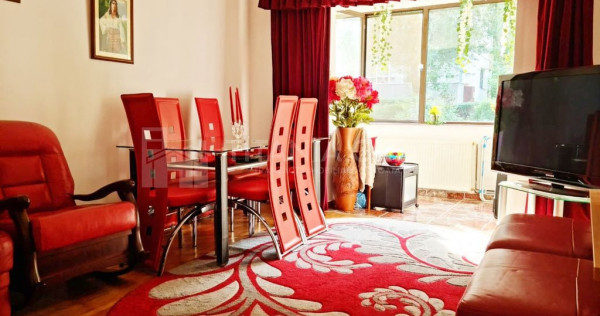 Apartament 3 camere, 2 bai, etj 1, zona Racadau, privelis...