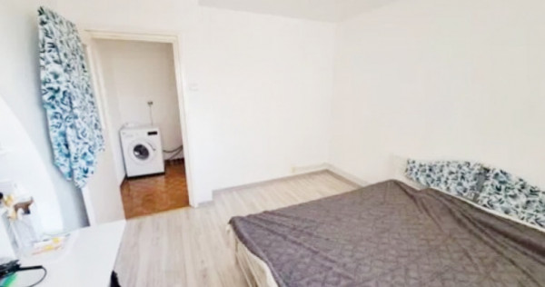 Apartament 3 camere de vanzare zona Casa de Cultura, CENTRALA GAZ