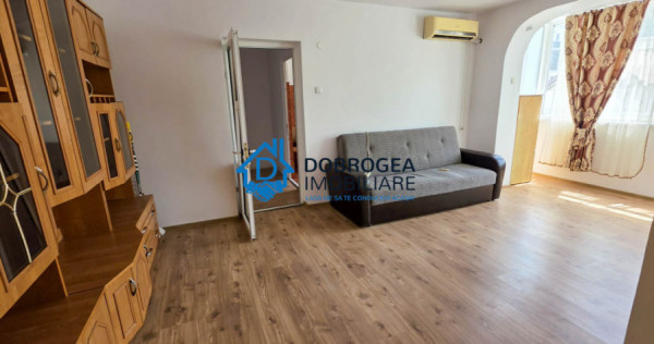 ZONA SALA SPORTURILOR -2 CAMERE SEMIDECOMANDAT, ETAJ 3.