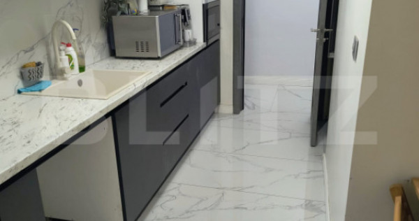 Apartament de vanzare, 3 camere, 100 mp - Balta