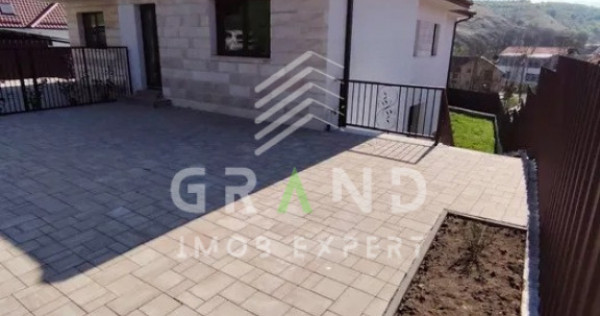 V&acirc;nd Duplex modern I NOU &icirc;n Tăuți, Florești
