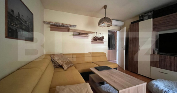 Apartament cu 2 camere, decomandat, etaj 8/8, terasa 20 mp,