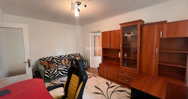 Apartament 2 camere-etaj intermediar-Tătărași, Doi Băie?