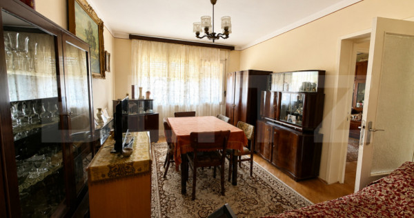 Apartament 4 camere, 65 mp, zona Careiului