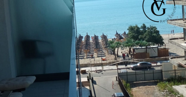 Prima Linie |Vedere laterală la mare | 67m2 Utili Mamaia No