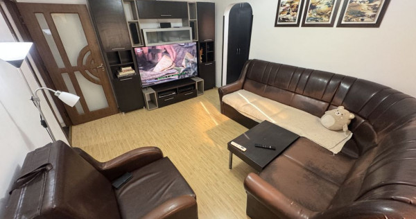 Apartament 2 camere zona Poarta 6 cu Centrala