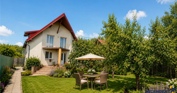 Casa cu 6 camere, 600 mp teren, pomi fructiferi, toate utili
