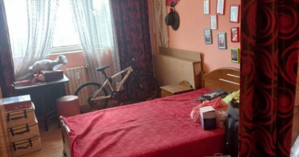 Abator, garsoniera de vanzare, etaj 3, mobilata