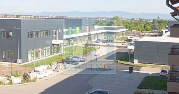 De v&acirc;nzare garsonieră Sanpetru
