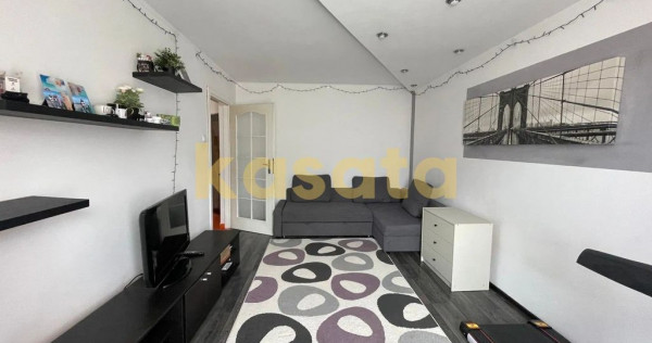 2 camere decomandat / Mobilat / Utilat / Metrou 1 Decembr...