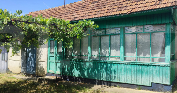 Casă individuală, 100 mp, teren 1511 mp, Sat Dolina- Comun