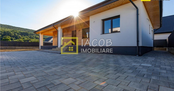 Casa noua premium in Hemeiusi - eleganta, confort si liniste
