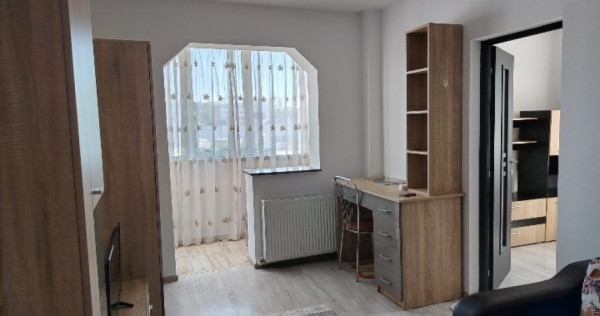 Apartament Cu 3 Camere Semidecomandate Etaj 2 George Enescu