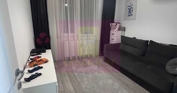 Apartament 3 camere decomandat, ultrafinisat, mobilat, et...