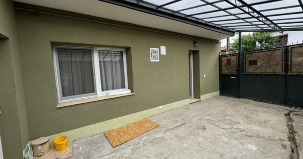 Casă renovata, 3 dormitoare, pod amenajat, curte &ndash; Zona G