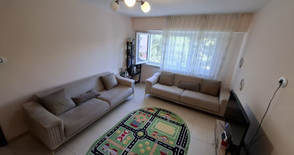 Apartament 3 camere 2 bai centrala gaz Brotacei