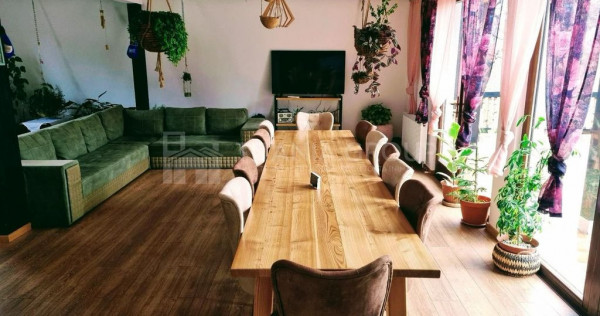 INVESTITIE Vila moderna + vila la rosu, teren 1480 padure