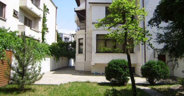 APARTAMENT IN VILA l CURTE PROPRIE 300 MP l DORBANT l CAP...