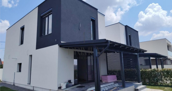 Duplex superb - 5 camere - zona excelenta - spatios