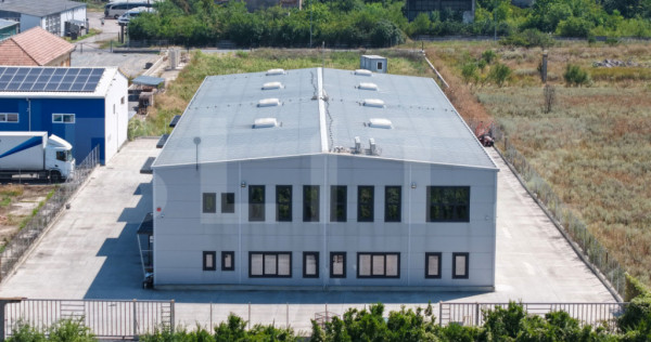 Hala cu cladire birouri, 955 mp, 2850 mp teren, Campia Turzi