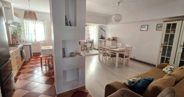 Apartament 3 camere, open-space, renovat, Brazda lui Novac