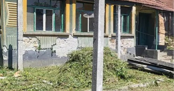 Vand casa in satul Raplotel comuna Raportul Mare!