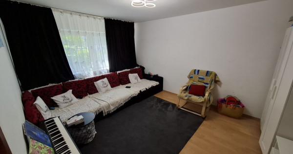 Apartament cu trei camere parter Inel II