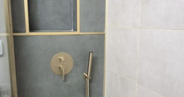 Dristor etaj 10 moderna
