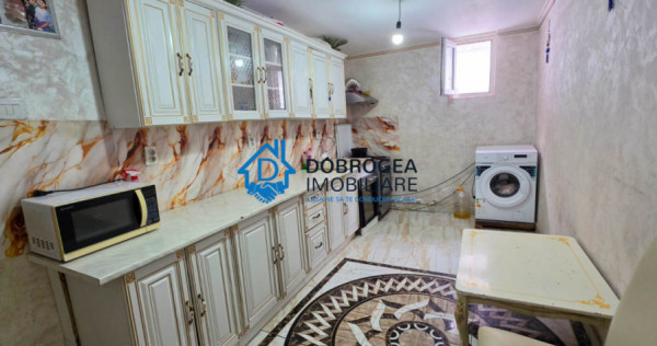 ZONA CENTRALA- CASA 2 CAMERE ,TEREN 205 MP