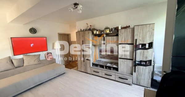 APARTAMENT 3 CAMERE DECOMANDAT
