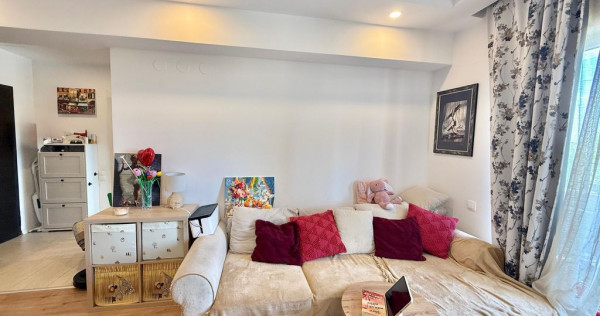 COSMOPOLIS - Apartament cu 2 camere, mobilat si utilat.