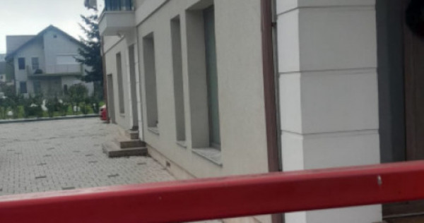 Apartament la casa cu 3 camere