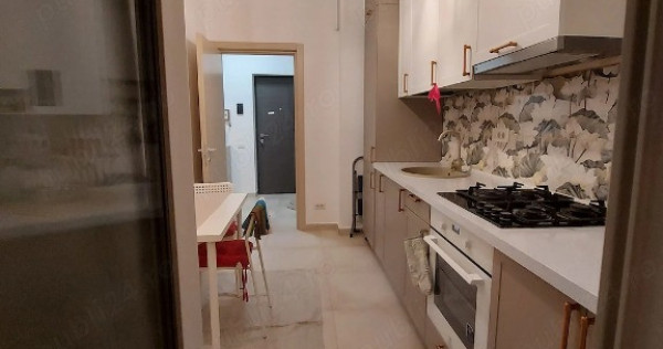 Berceni metrou deco la pasarela