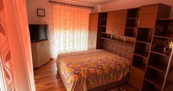 Apartament de 2 camere Zona TRACTORUL,str Iosif Silimon