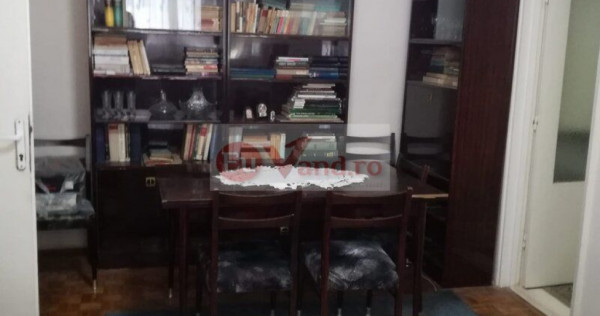 De vanzare apartament cu 2 camere semidecomandate, Mazepa 1, etaj 2, 65.000