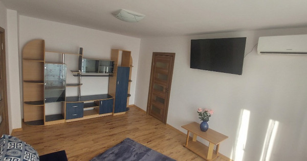 De inchiriat Apartament 2 cam Gara de Nord P. Victoriei Cal. Grivitei