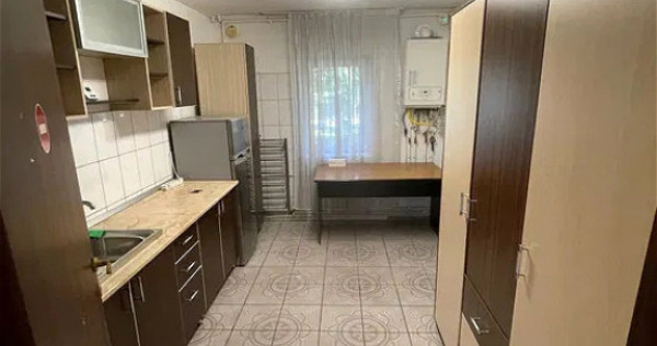 Apartament 3 camere + două balcoane, zona Observatorului -