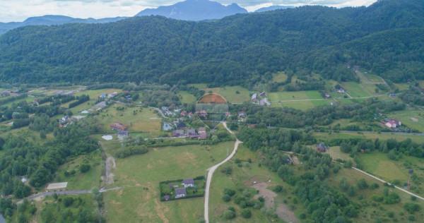Teren extravilan Rasnov , Glajerie-Str Poiana velicanului, 2 X 1100mp